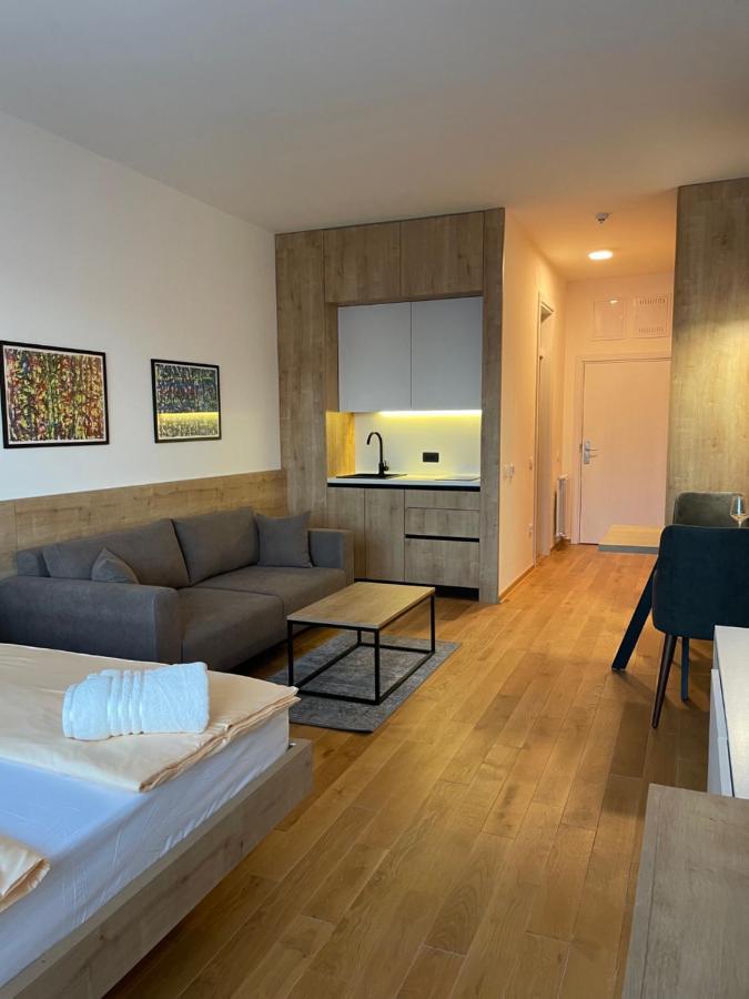 Apartmani G8 帕莱 外观 照片